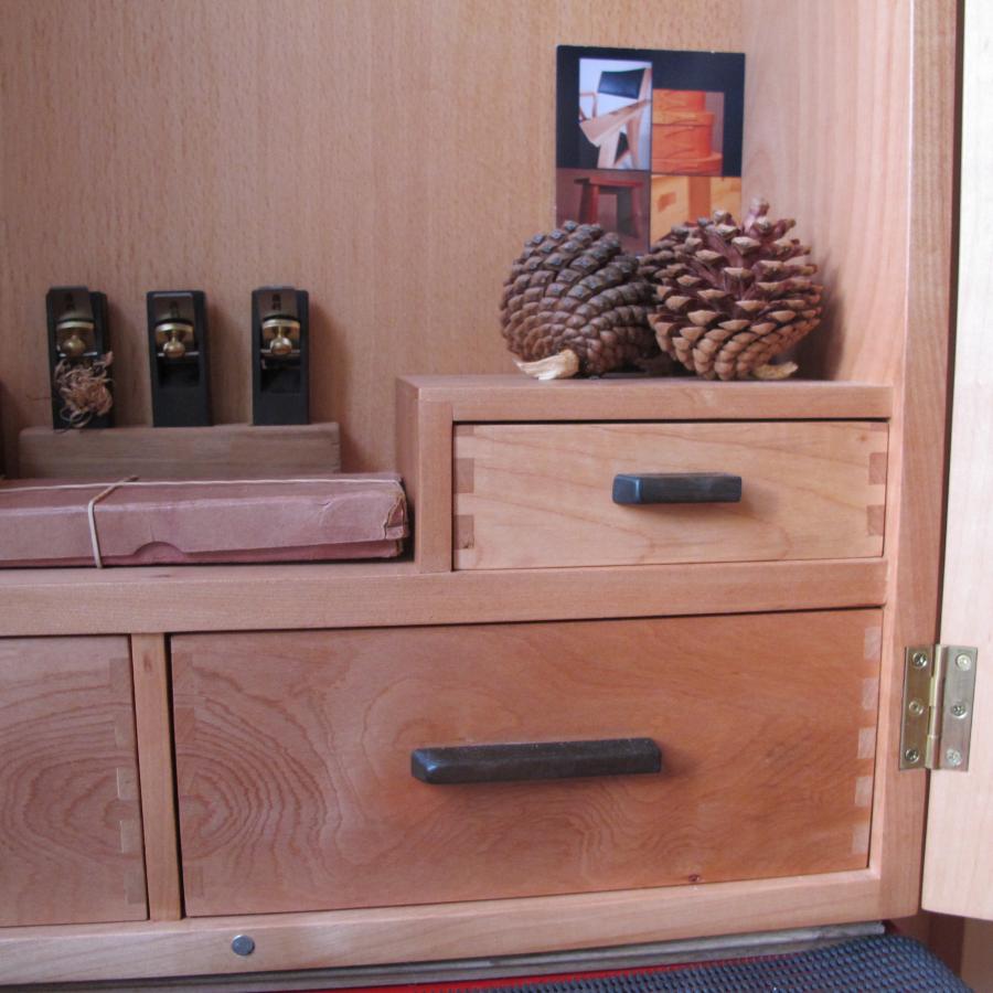 tool-cabinet-sally3
