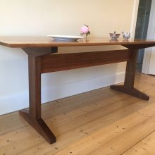 Dining table in Blackwood by Michael