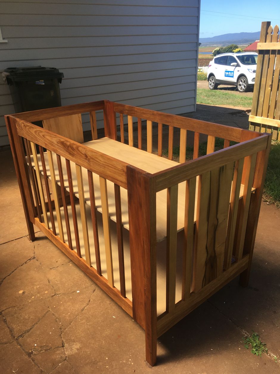 Child’s Cot by Tim