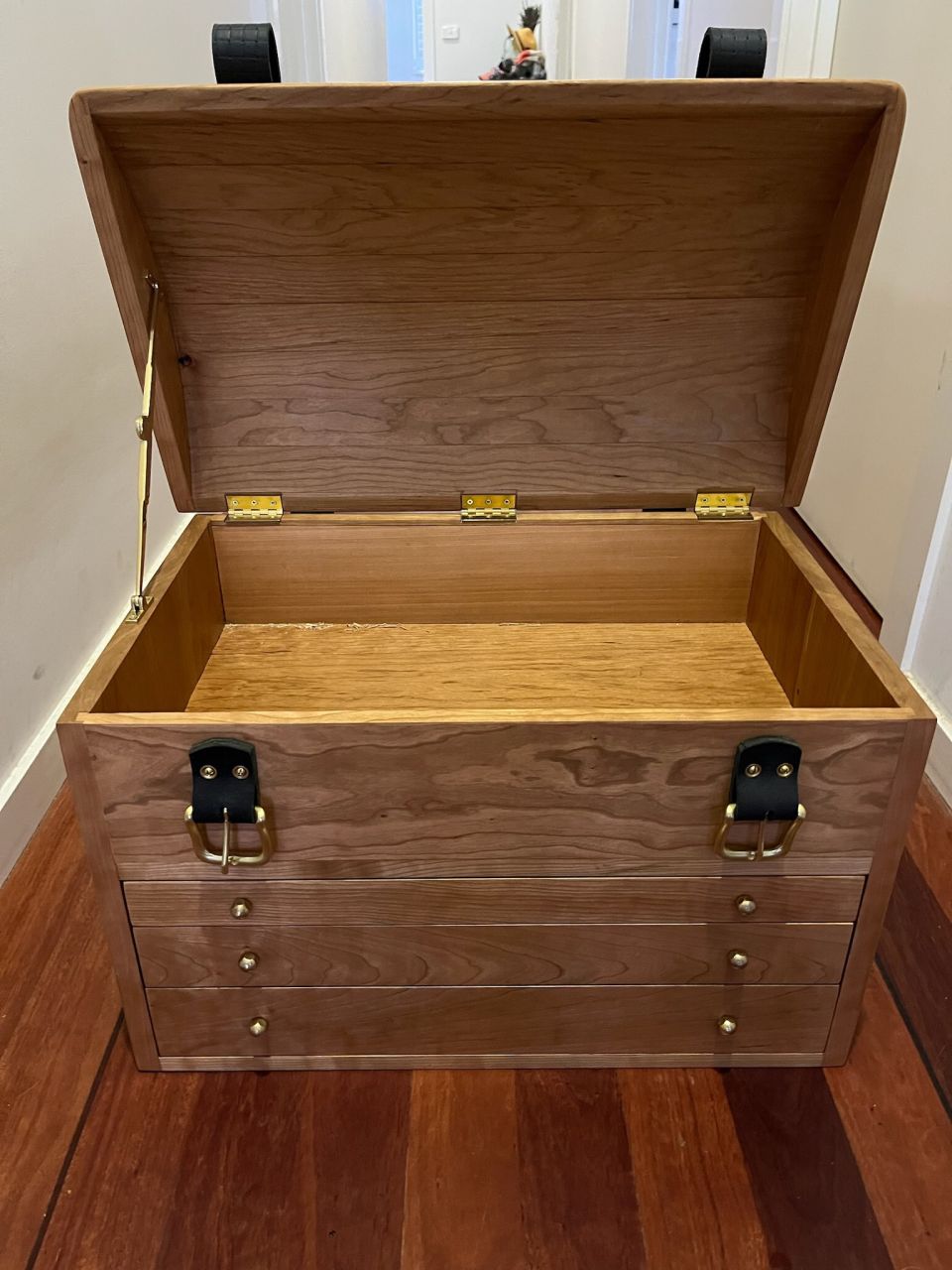 kate journeymans chest 3